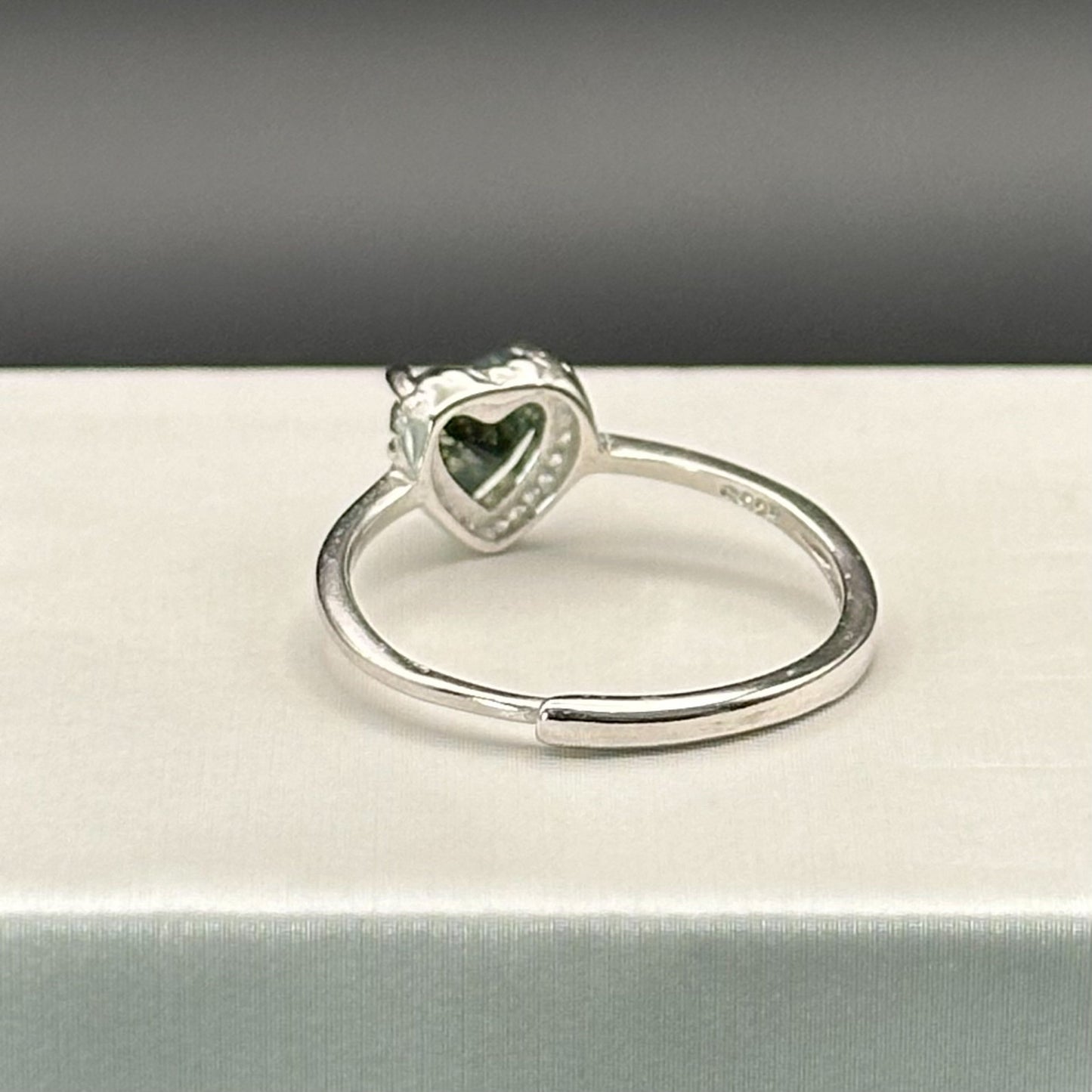 Heart Ring - Moss Agate (Copy) - Eerie Threads